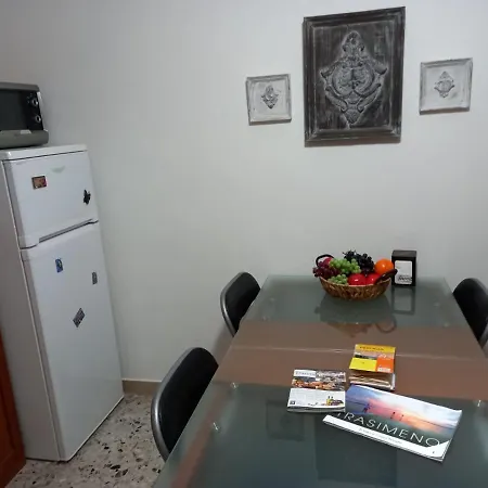 Lo Scorcio Sul Lago 公寓 特拉西梅诺湖畔托罗