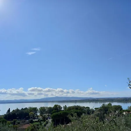 Lo Scorcio Sul Lago 公寓 *